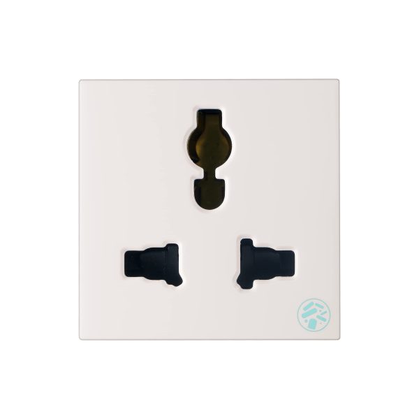 Legrand Art socket multistandard 2m
