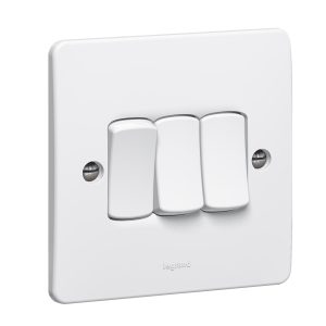 Legrand Syn Switch 3 Gang 2 Way 10a xxxxx